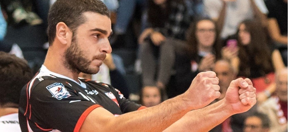 Il nuovo libero Daniele De Pandis in azione con la maglia di Molfetta (Sara Angiolino)